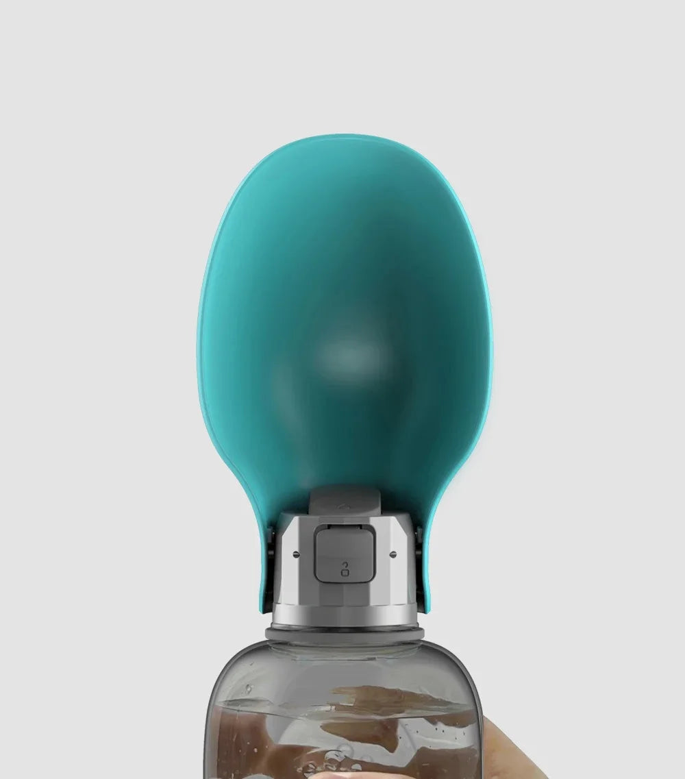 Podręczny dozownik na wodę dla psa 800 ml